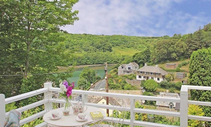 Looe Casa | River View Cottage