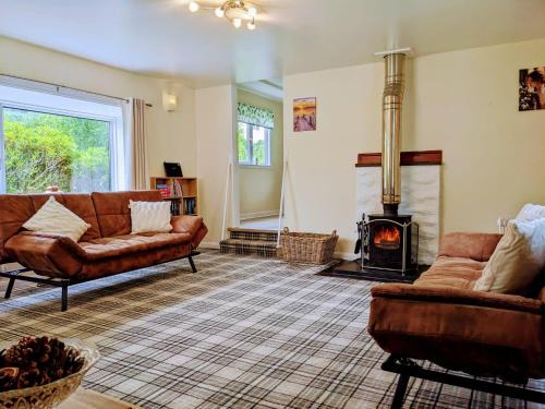 Tummel Bridge Casa | River View Cottage in Perthshire