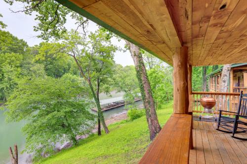 Heber Springs Casa | River Views, Deck and Boat Slip Heber Springs Home!