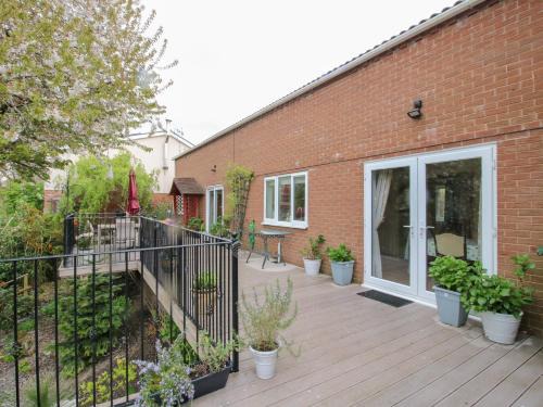 Shrewsbury Casa | Riverdale