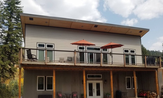 Carbondale Apartamento | Riverfront 2 bedroom, 1 bath lower level 1,300 sq ft. apartment on Crystal River