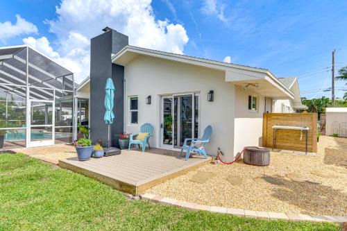 Harbor East Apartamento | Riverfront Apt with Boat Dock in Melbourne Beach!