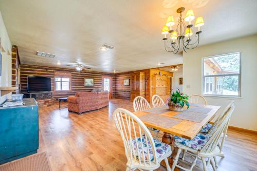 Brady Casa | Riverfront Brady Retreat on 25 Acres!