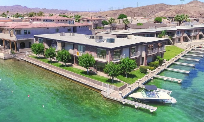 Cienega Springs Condominio | Riverfront Condo Parker