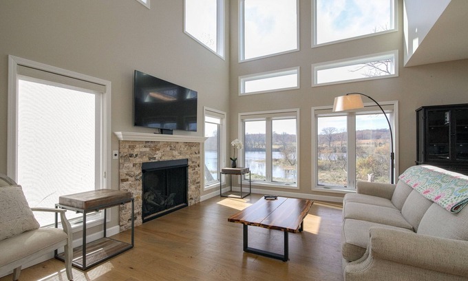 Cotter Casa | Riverfront Cotter Home: Close to Trout Fishing!