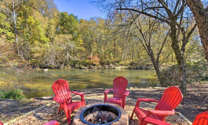 East Ellijay Casa | Riverfront Ellijay Home w/ Private Deck & Hot Tub!