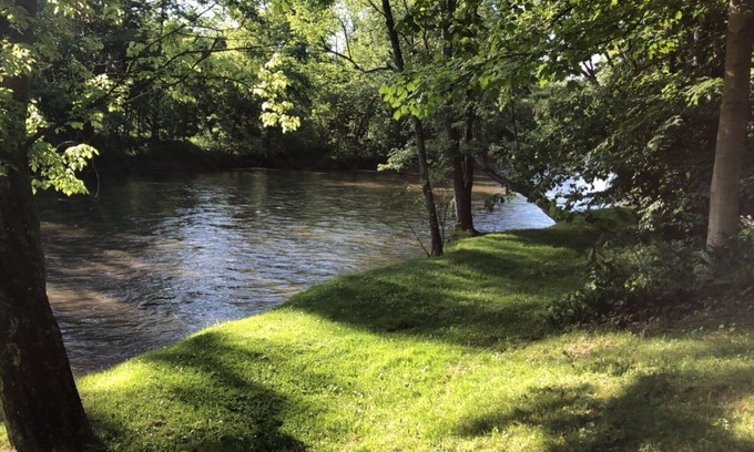 Loudonville Casa | Riverfront Get-A-Way