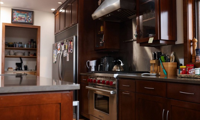 Appleton Casa | EAA riverfront retreat