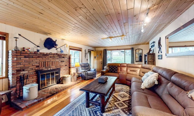 Joseph Casa | Riverfront Home w/ Fantastic Updates, River View Deck, Fireplaces & WiFi