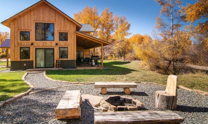 Gunnison Casa | Riverfront Home with BBQ 2 Mi to Downtown Gunnison!