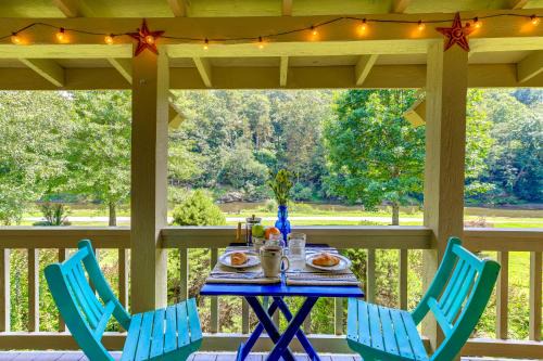 Lansing Casa | Riverfront Home with Fire Pit and Deck in Lansing