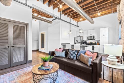 Downtown St. Louis Apartamento | Riverfront Loft - Walk to Arch, Casino, Convention Center
