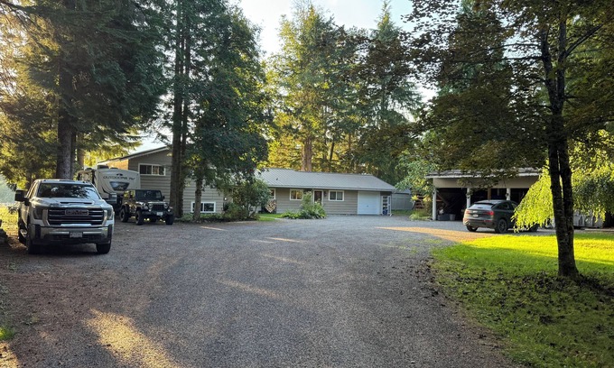 Terrace Casa | Riverfront Retreat on the Skeena