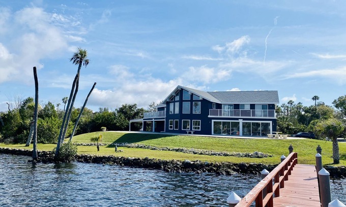 Homosassa Casa | Riverfront views. Sleeps 12 with private dock.