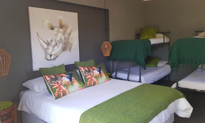 Vredefort Apartamento | Riverrun Resort 6-Sleeper River Unit