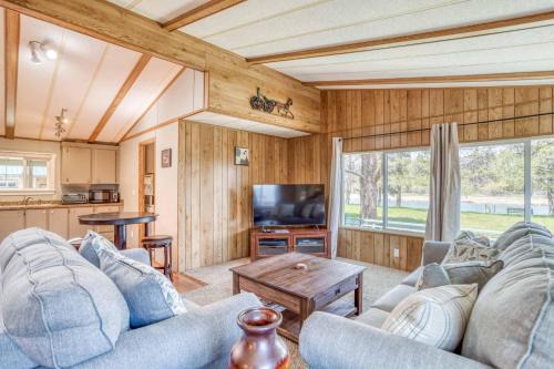 Three Rivers Casa | Riverside Breeze - Meredith Lodging