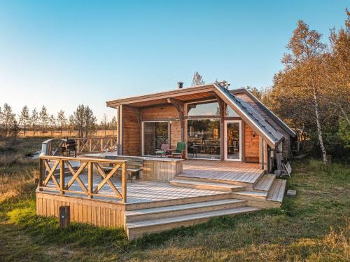 Blaskogabyggd Casa | Riverside Cabin - Hot Tub, Fishing and Relaxing Escape