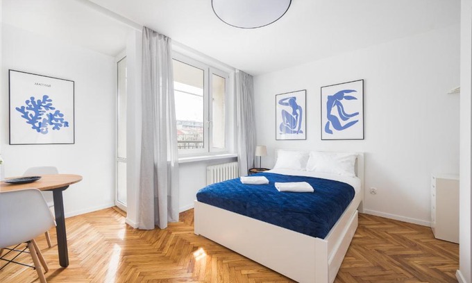 Powisle Apartamento | Riverside Comfort Studio by BookingHost