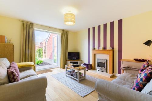 Evesham Casa | Riverside cottage