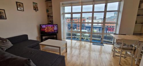 The Liberties Apartamento | Riverside Duplex Walk to Temple Bar & Guinness's