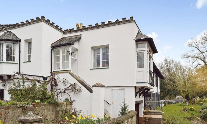 Alcester Casa | Riverside