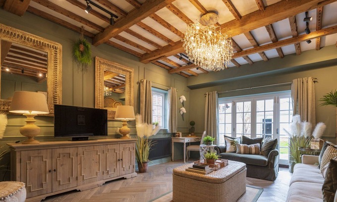 Marlow Casa | Riverside House - A Truly Unique Stay For 8 Guests