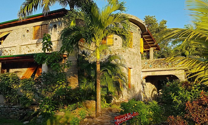 La Plaine Casa | Riverside Loft en una plantación tropical