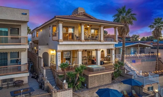 Laughlin Casa | Riverside Retreat: Spacious 5-Bedroom Getaway in Bullhead City!