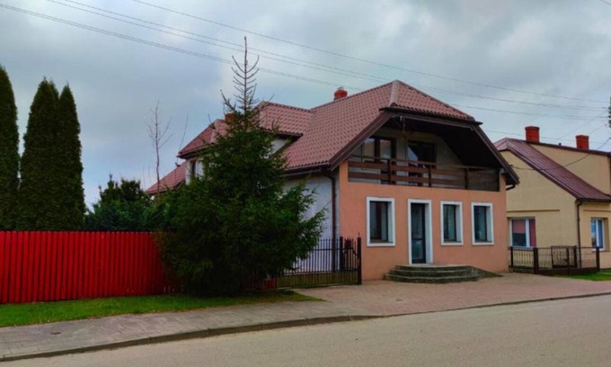 Goniadz Casa | Riverside Stay at Stary Rynek - billiards, foosball and arcade games,