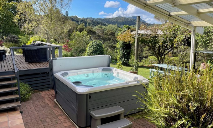 Thames Casa | RiverSong Retreat