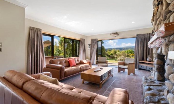 Lake Tarawera Casa | Riverstone Lake Tarawera