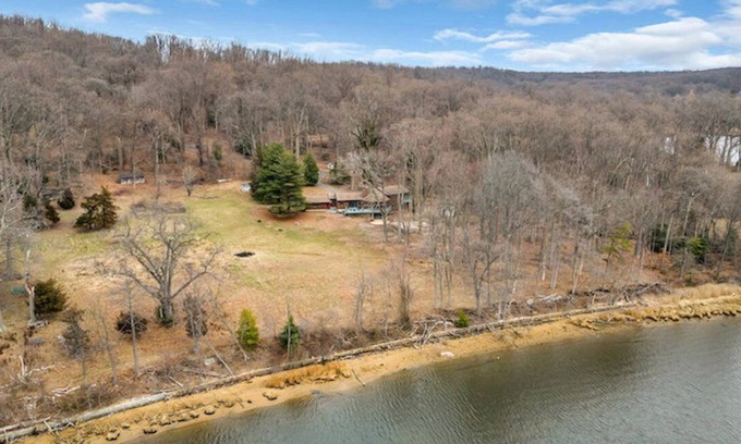 Rumson Casa | ⭐️⭐️ Riverview Hartshorne Park Nature Retreat ⭐️⭐️