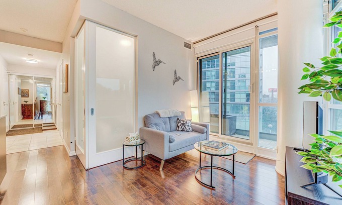 Downtown Toronto Apartamento | RivetStays - The Richmond