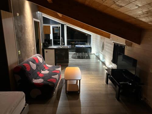 Pulligny Apartamento | Rivière et jardin à vos pieds