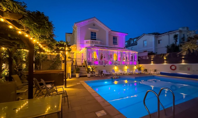 Torquay City Centre Hotel | Riviera Lodge Hotel