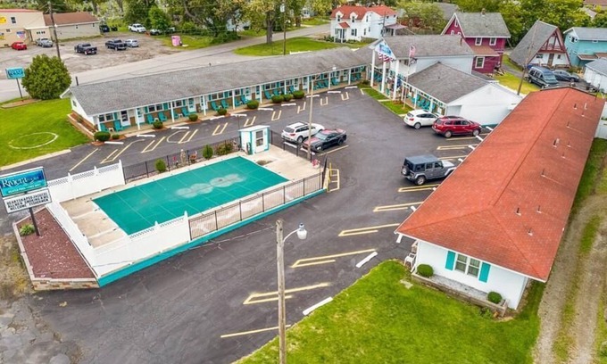 Erie Hotel | Riviera Motel Erie