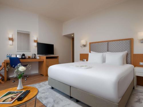 Belek Golf Area Hotel | Rixos Park Belek - The Land Of Legends Access