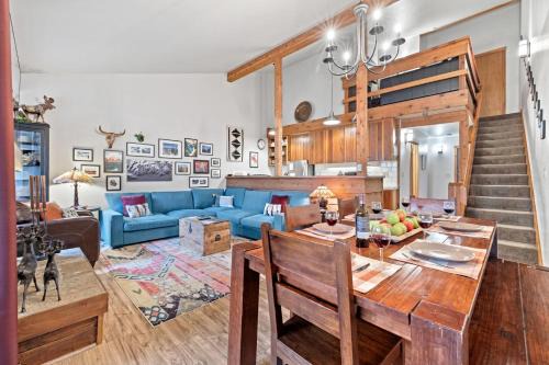 Moose Wilson Road Apartamento | RMR: Columbine 1023 Condo in The AspensWilsonWY