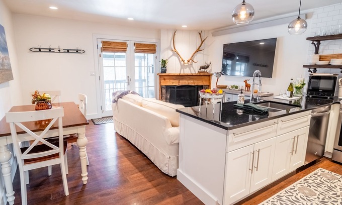 Teton Pines Condominio | RMR: Spruces 13 - The Elks Condo in The Aspens