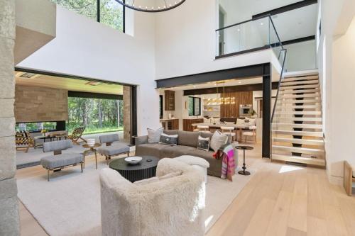 Moose Wilson Road Casa | RMR: Tensleep Oasis Home in The AspensWilsonWY