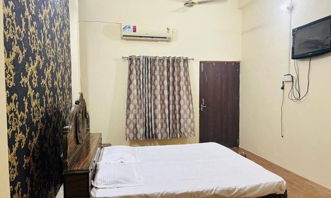 Varanasi Cama Y Desayuno | RN Residency