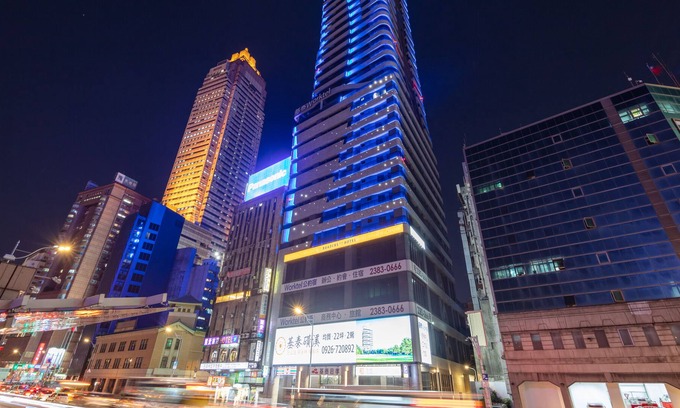 Zhongzheng Casa | Roaders Plus Hotel Taipei Station