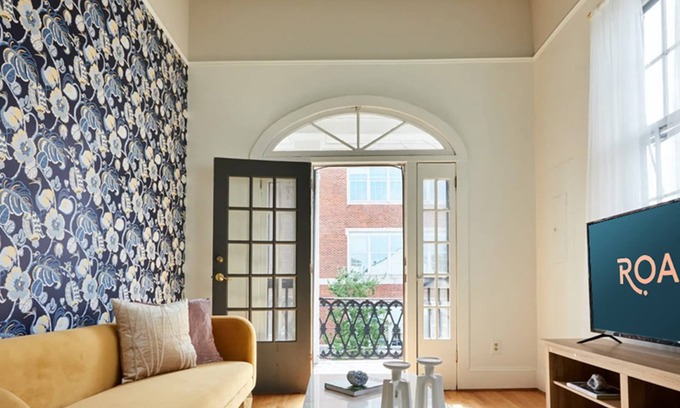 Faubourg Marigny Casa | Roami at The Mandeville | Three Bedroom w/Balcony