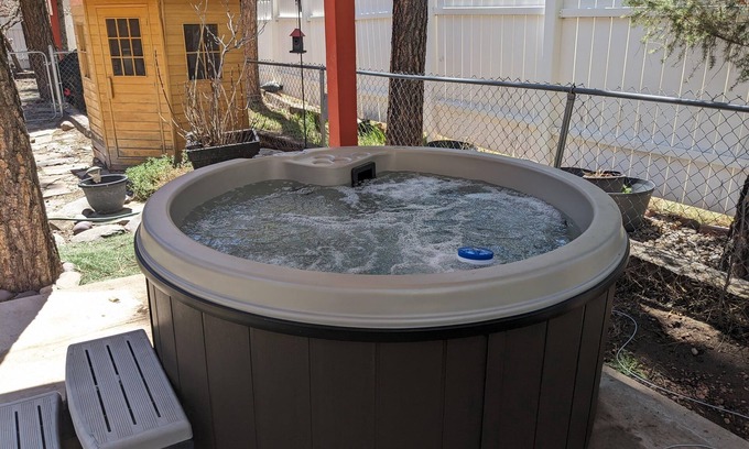 Ruidoso Cabina | Roaming Deer In the Historic Upper Canyon