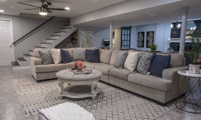 Roanoke Casa | Roanoke’s modern Lower Level Apt. (Basement).