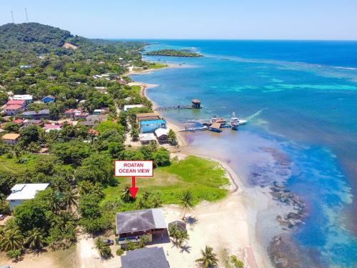 Antoneys Cay Apartamento | Roatan Ocean View- 2nd floor apts