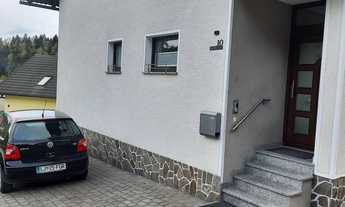 Dane Apartamento | Rob Picturesque and Cozy Apartment with Balcony - Two Bedroom Apartment with Balcony