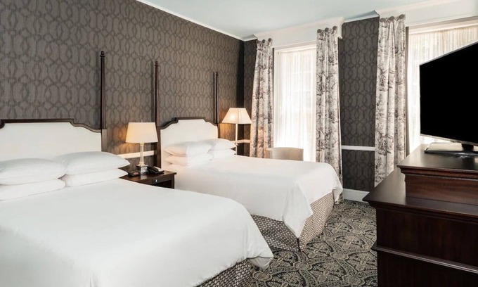 Historic District Hotel | Robert Johnson 2 Double Beds Pure Wellness Room at Historic Inns of Annapolis