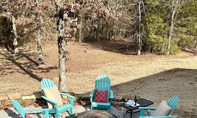 Boswell Casa | Roberts Carriage House Retreat/Great for 2024 Total Eclipse Viewing
