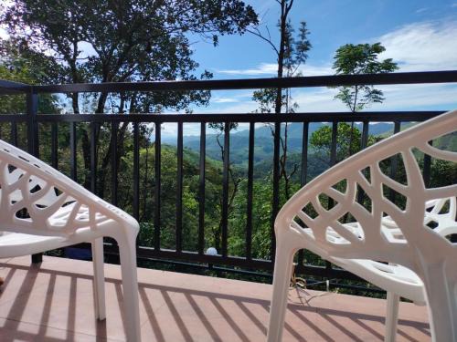 Elappara Apartamento | Robin's Paradise Deluxe Villa